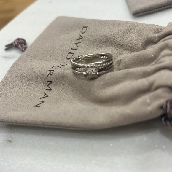 David Yurman Crossover Ring with Diamonds - Size 6.5 - Picture 4 of 8